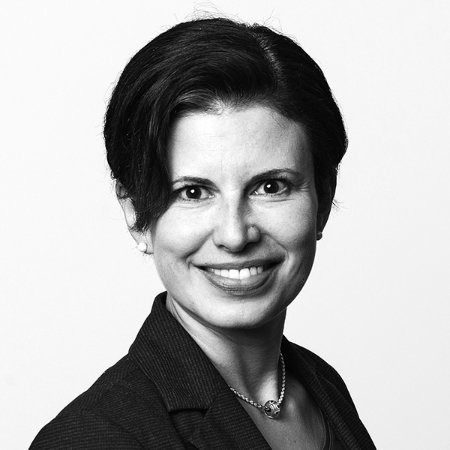 Katharina Lochner, Personalauswahl- und entwicklung
